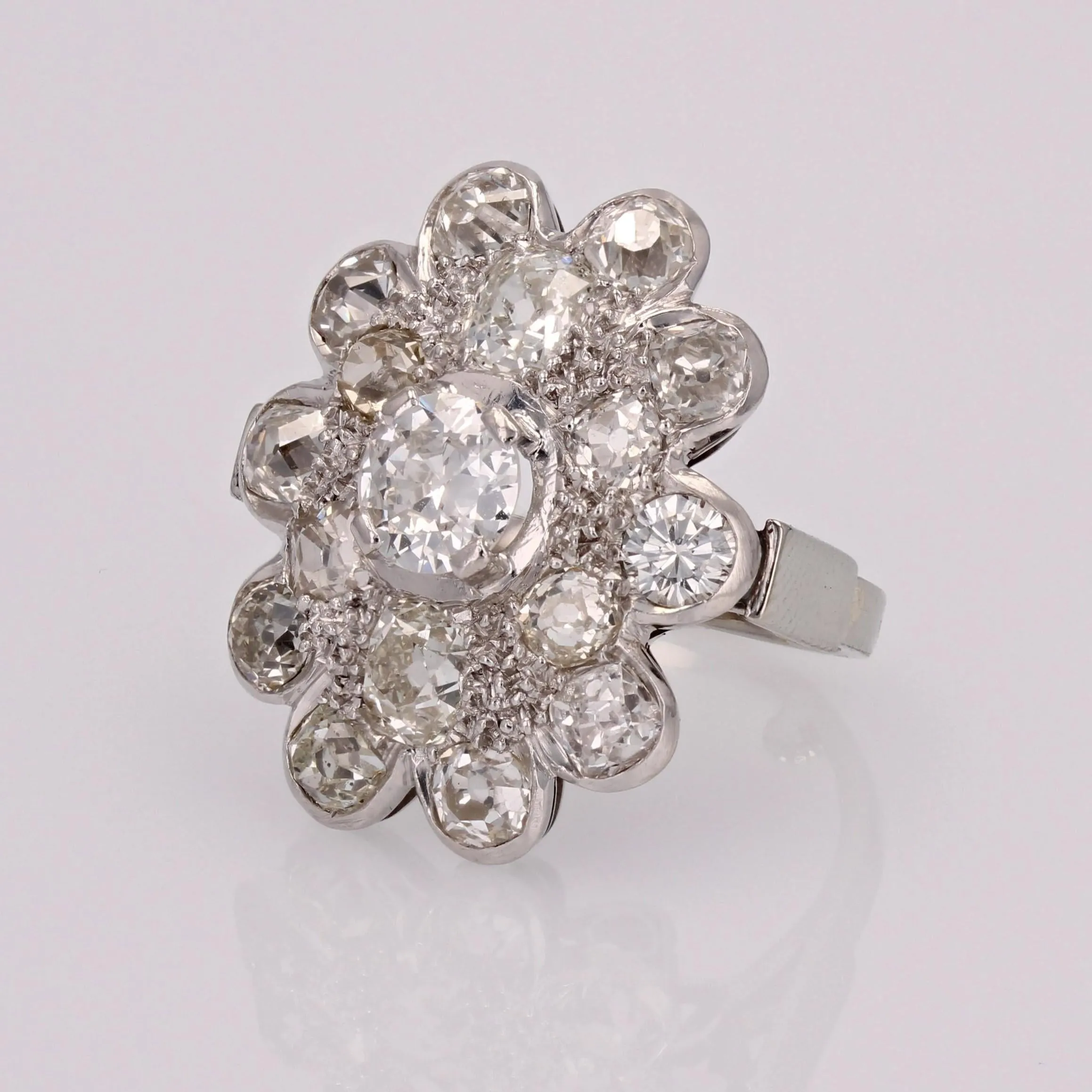 1950s 2.65 Carat Diamonds 18 Karat White Gold Flower Ring