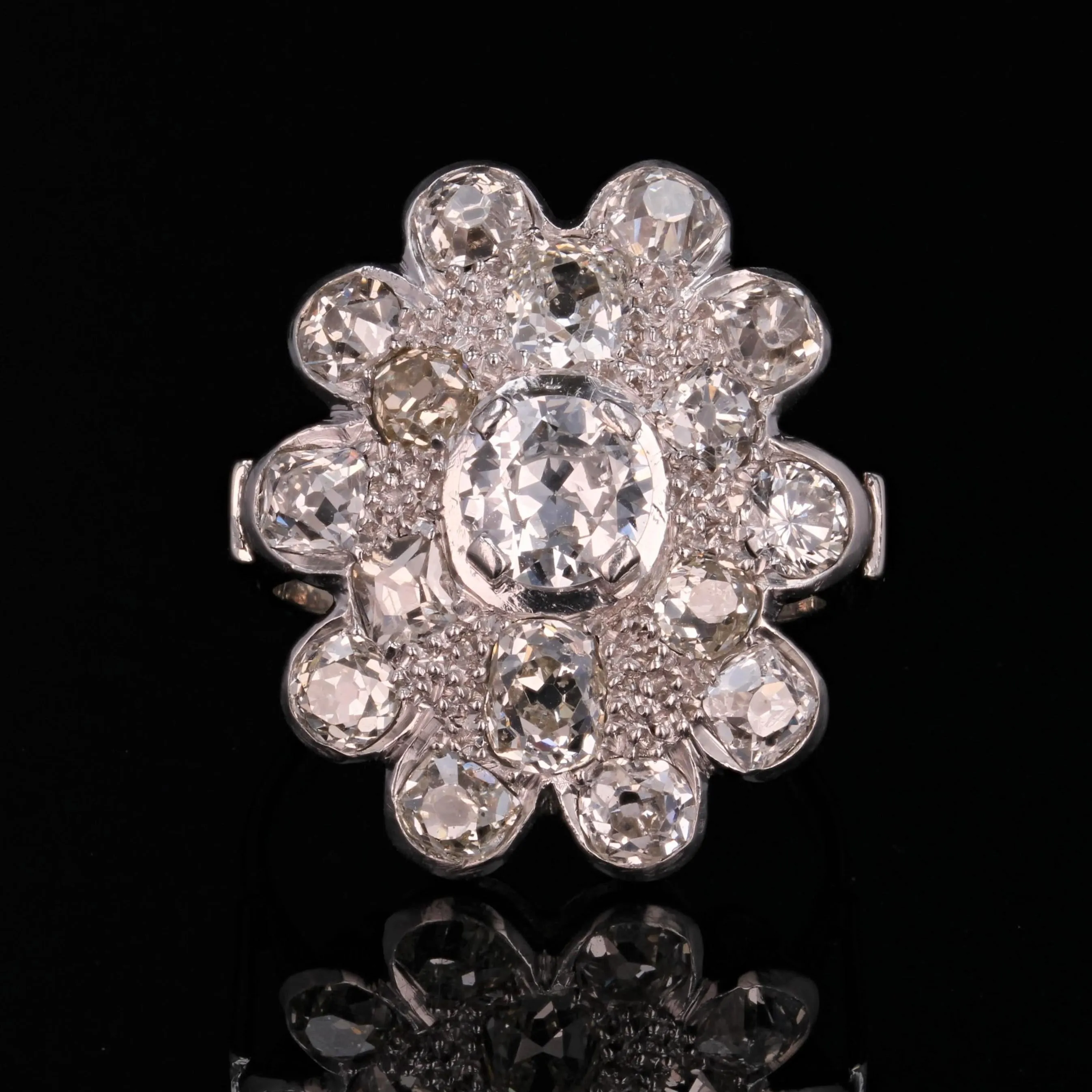 1950s 2.65 Carat Diamonds 18 Karat White Gold Flower Ring