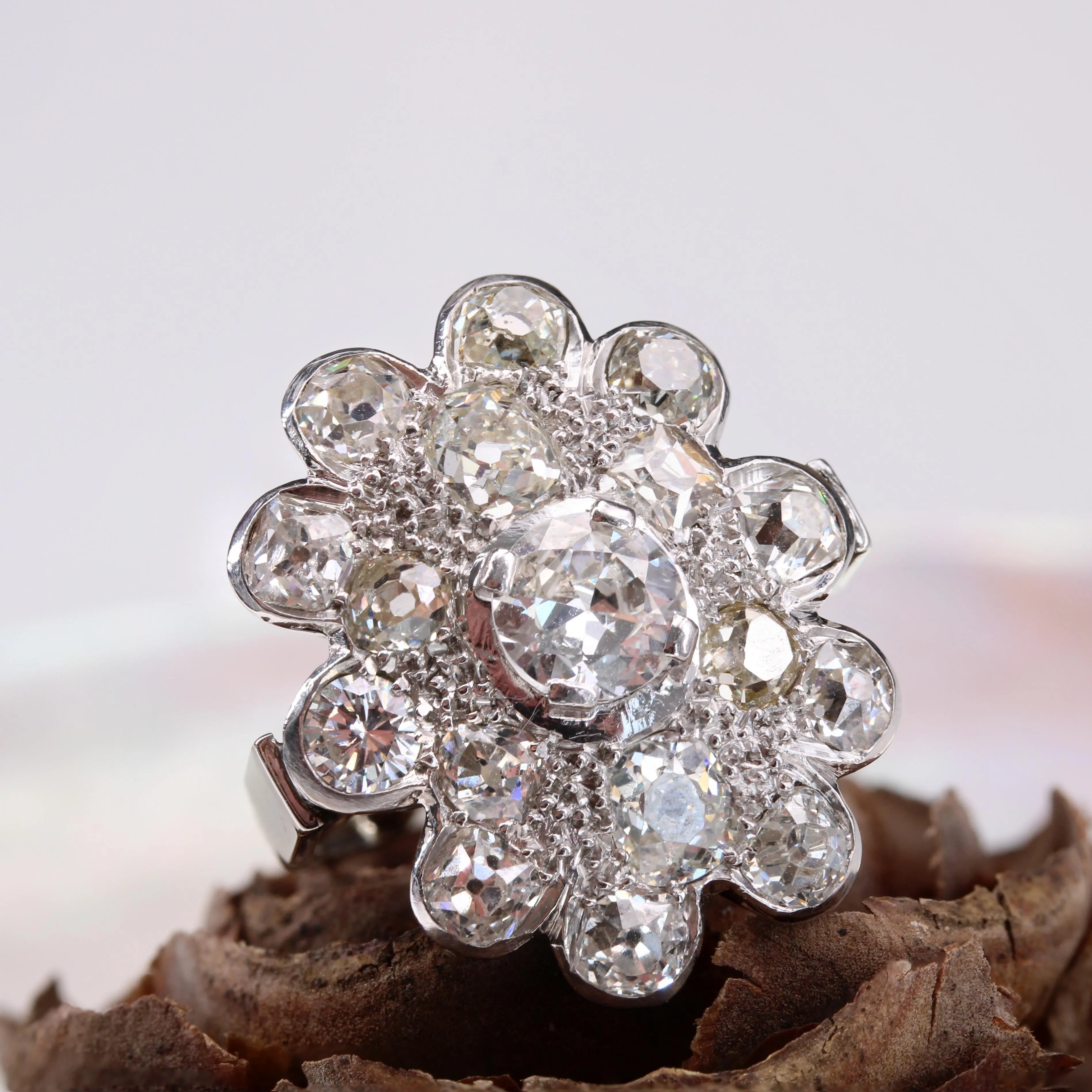 1950s 2.65 Carat Diamonds 18 Karat White Gold Flower Ring