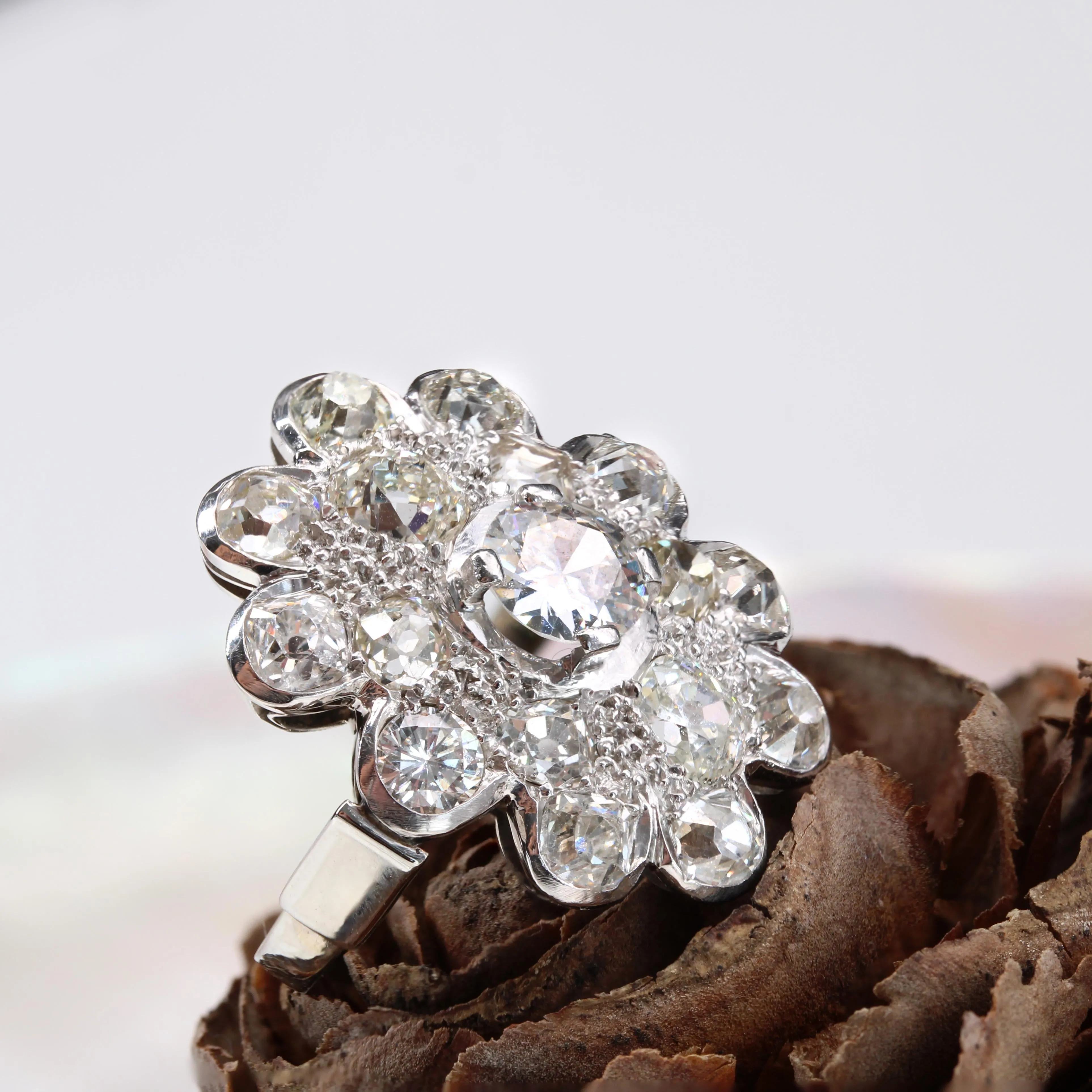 1950s 2.65 Carat Diamonds 18 Karat White Gold Flower Ring