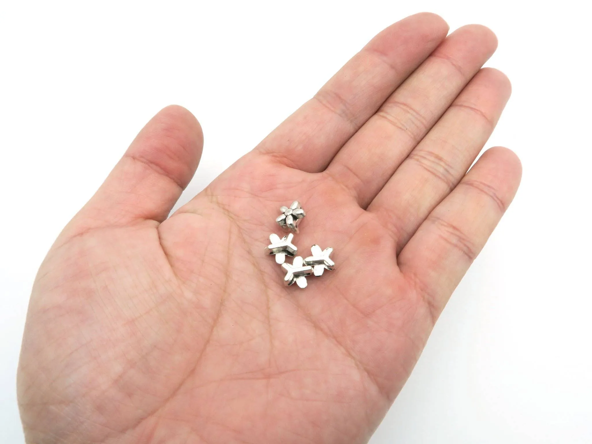 20 Pcs For 5mm flat leather, antique silver flower jewelry supplies jewelry finding D-1-5-3