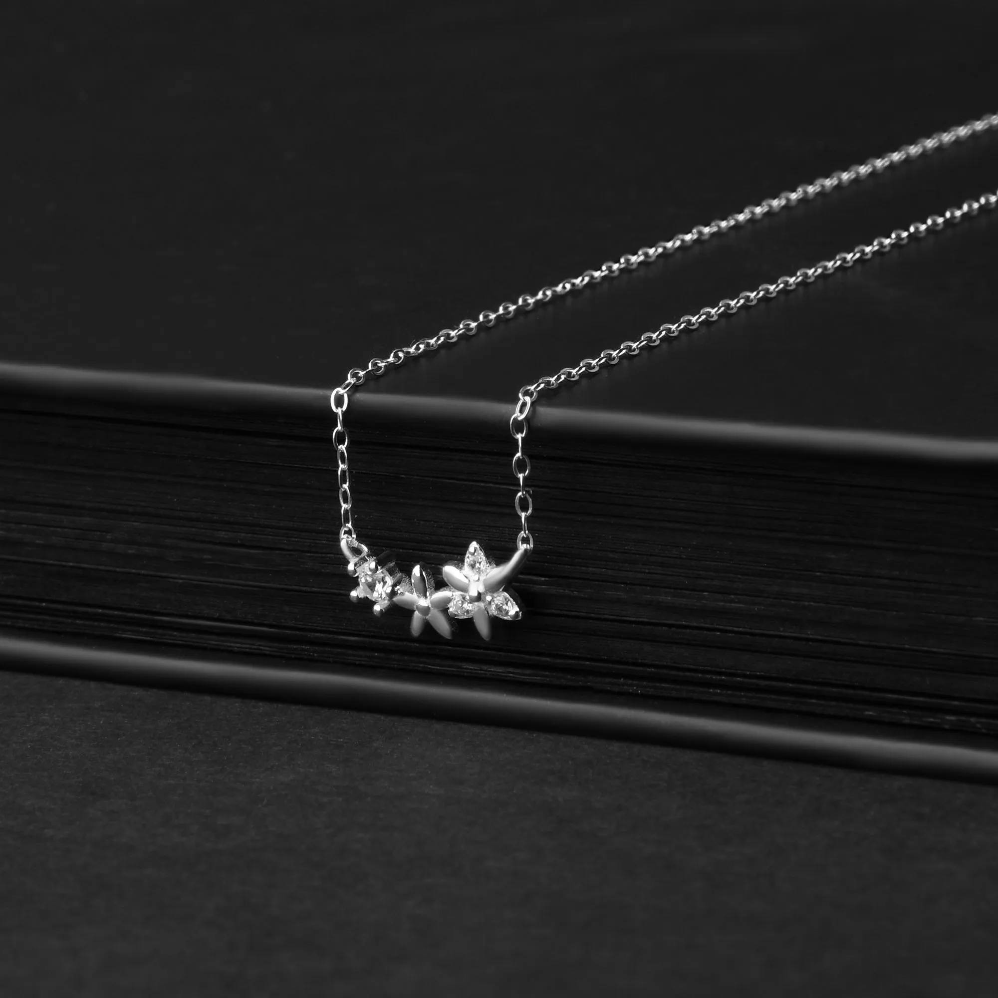 Accessorize London Women's 925 Sterling Silver Hallmark Cubic Zirconia Sparkle Flower Necklace