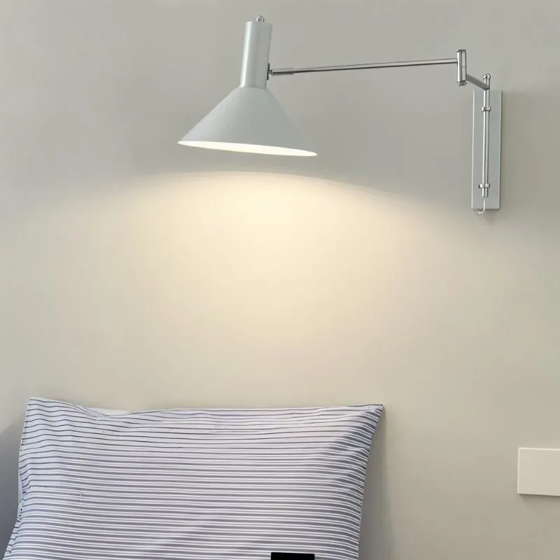 Allen Wall Lamp