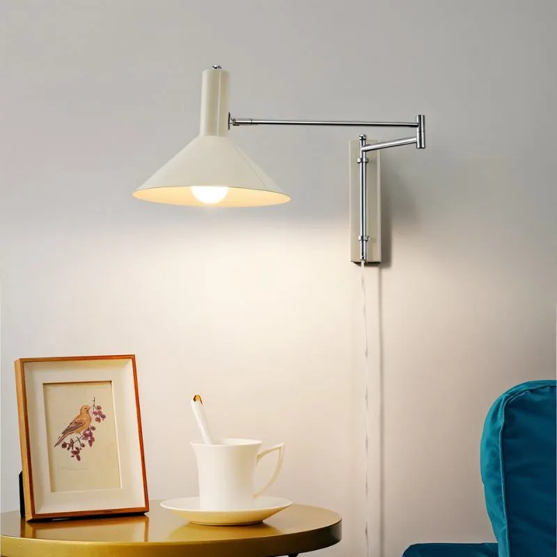 Allen Wall Lamp