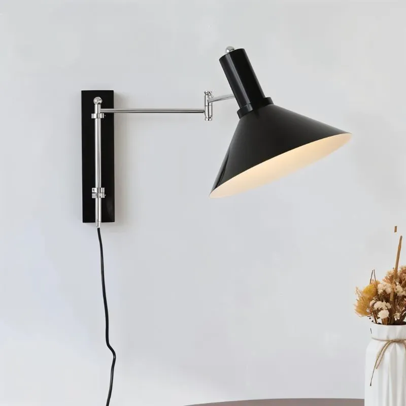 Allen Wall Lamp