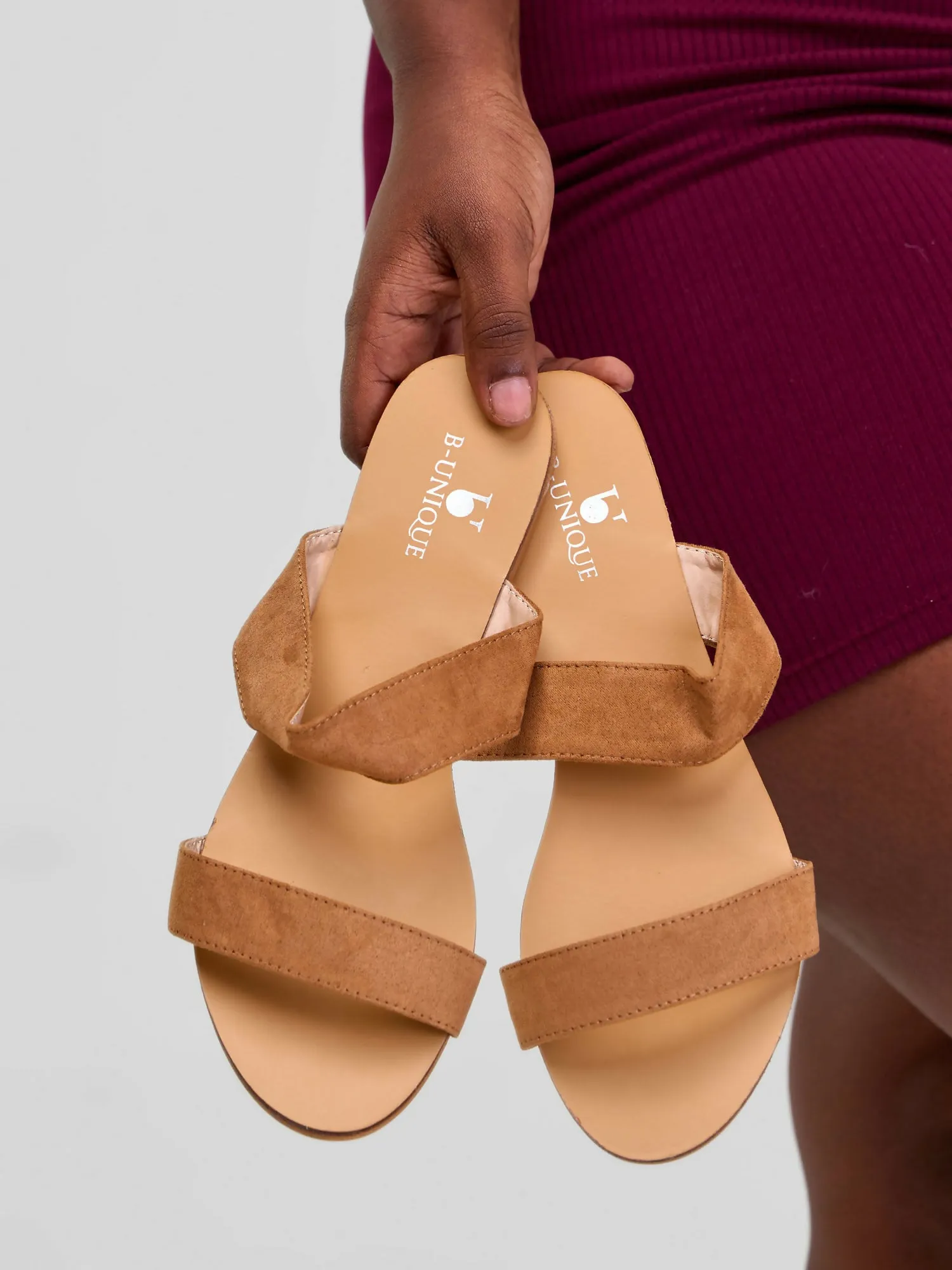 Be Unique Shopping Sandals - Brown