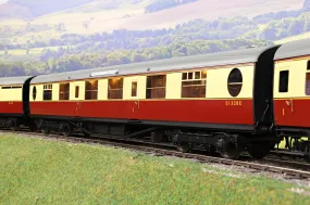 Darstaed D24-2-12A Finescale O Gauge BR (Ex-LNER) Thompson Mainline FKL (First Class with Ladies Retiring Room) Coach, Crimson & Cream 'E1328E' (From 'The Elizabethan')