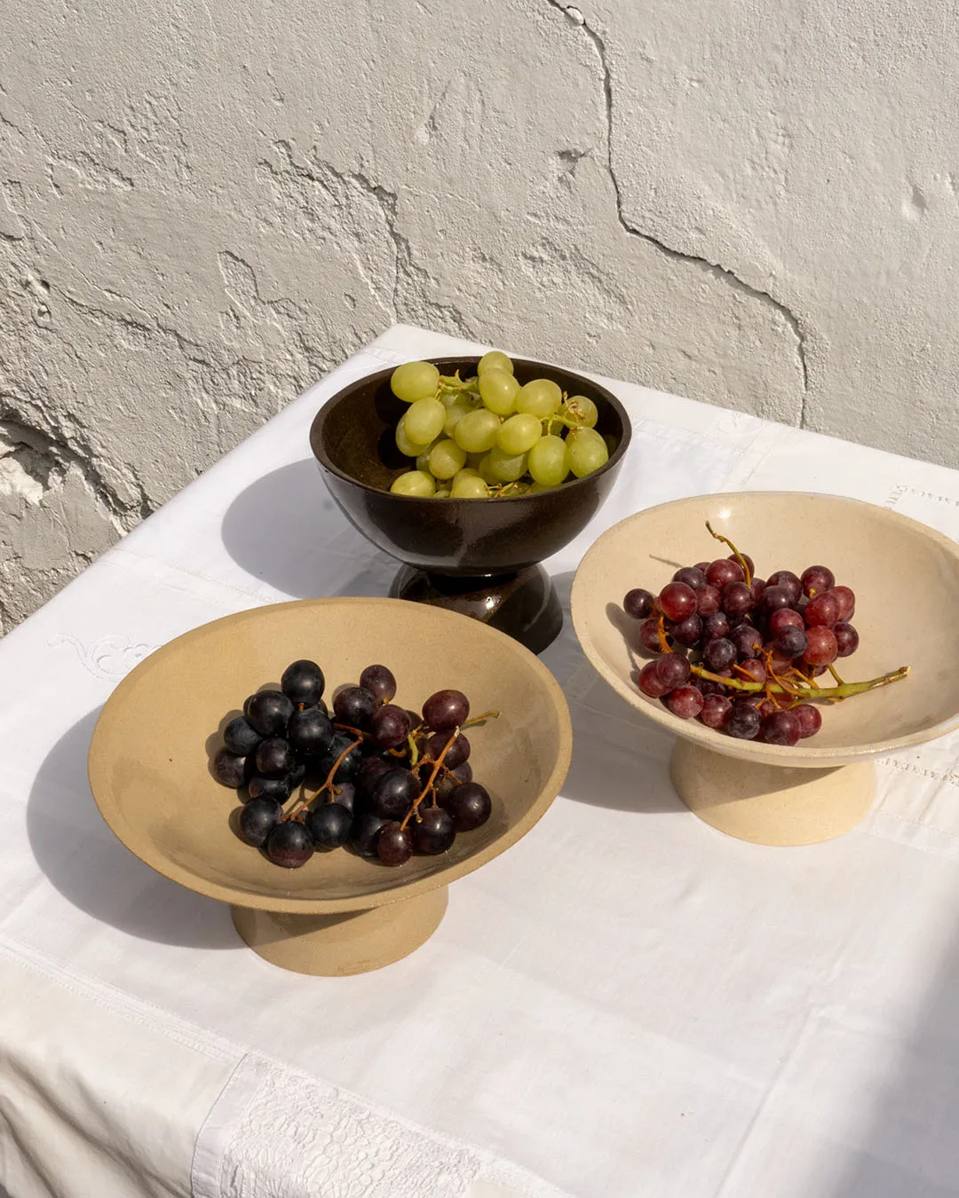 Hourglass Round Bowl