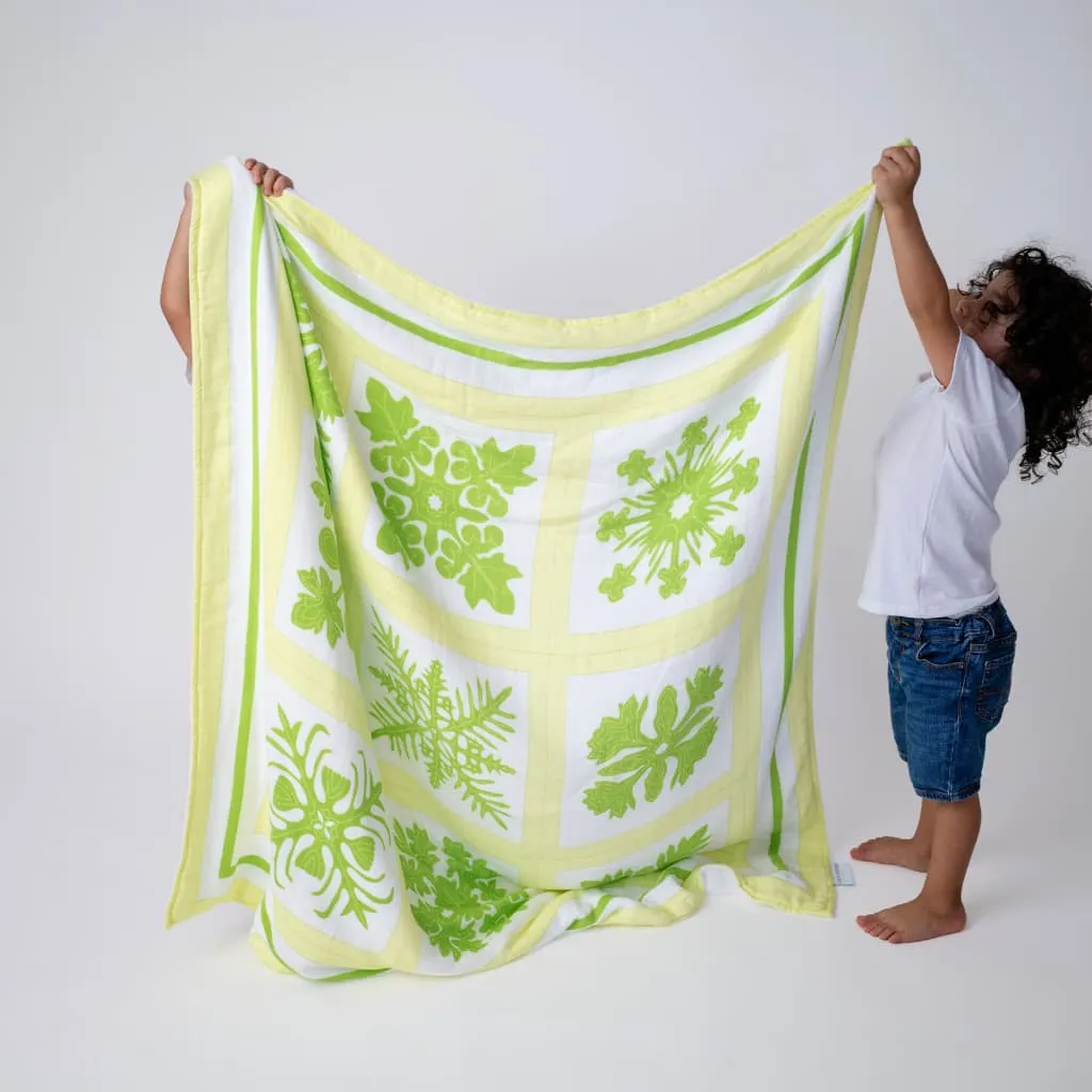 Napuanani in Pakalana Baby Quilt