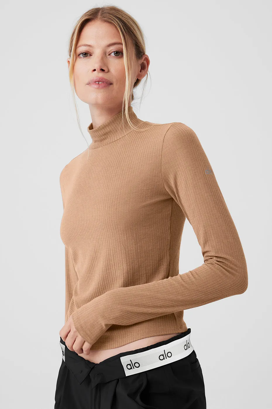 Ribbed Sea Coast Mockneck Long Sleeve - Toasted Almond